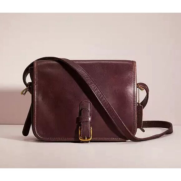ISO Coach Vintage Black Bag 2002 in In Search Of Shoulder Style - Picture 1 of 1